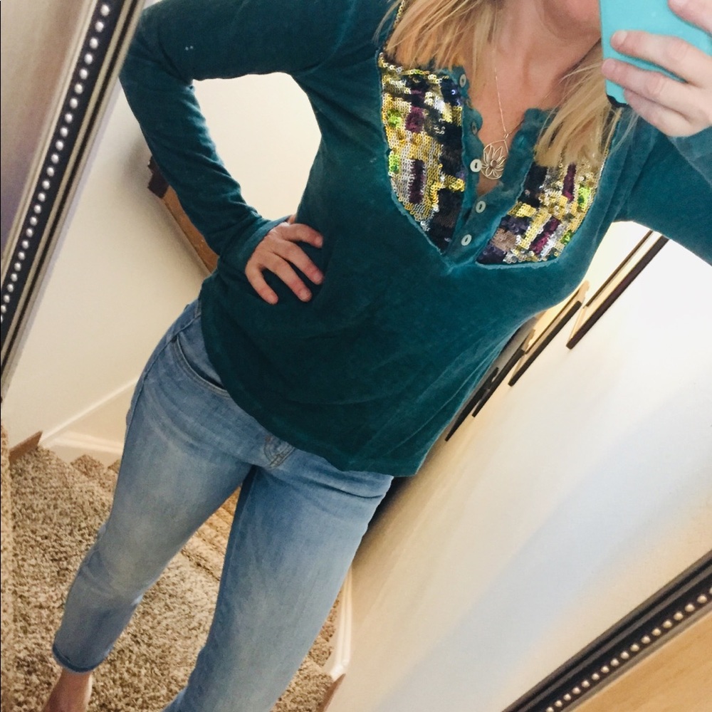 2 for 1 Sparkle collection Free People tops 💍